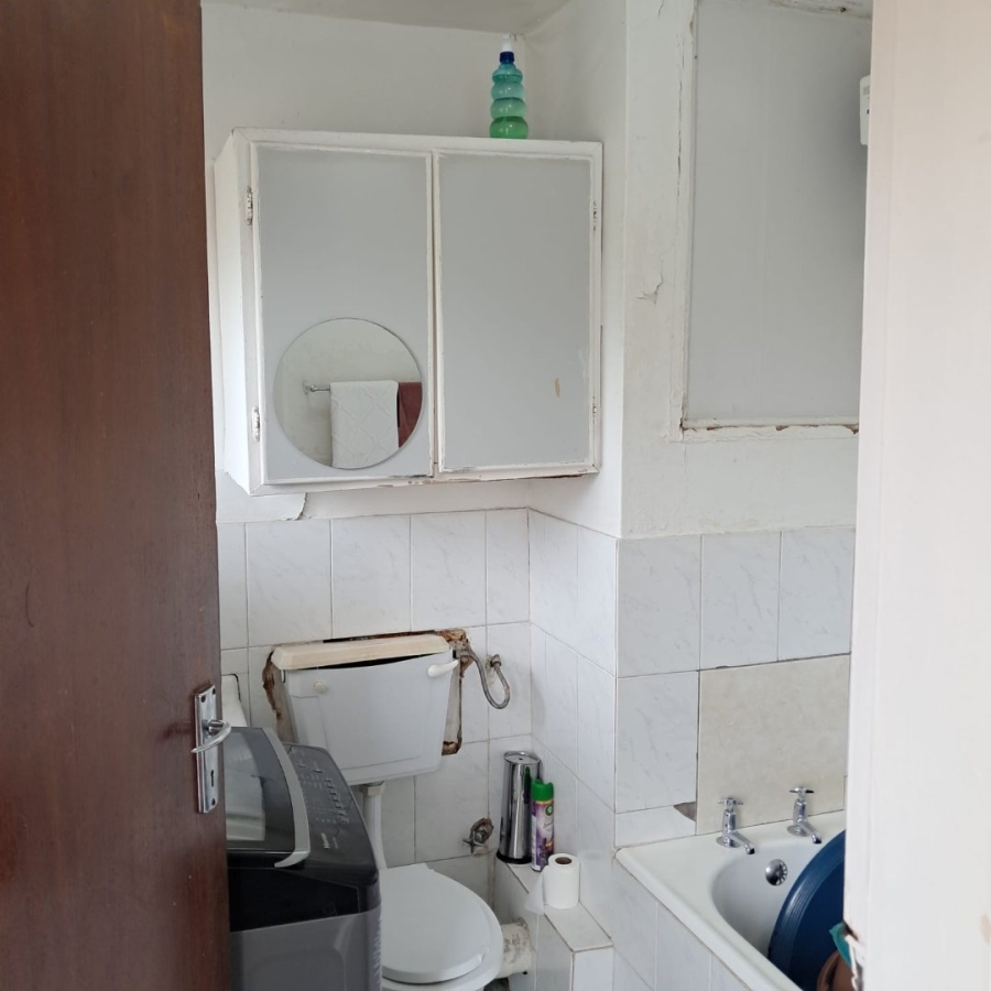 1 Bedroom Property for Sale in Bloemfontein Free State